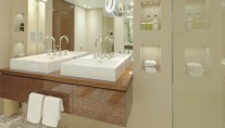 Smeralda superyacht - bathroom